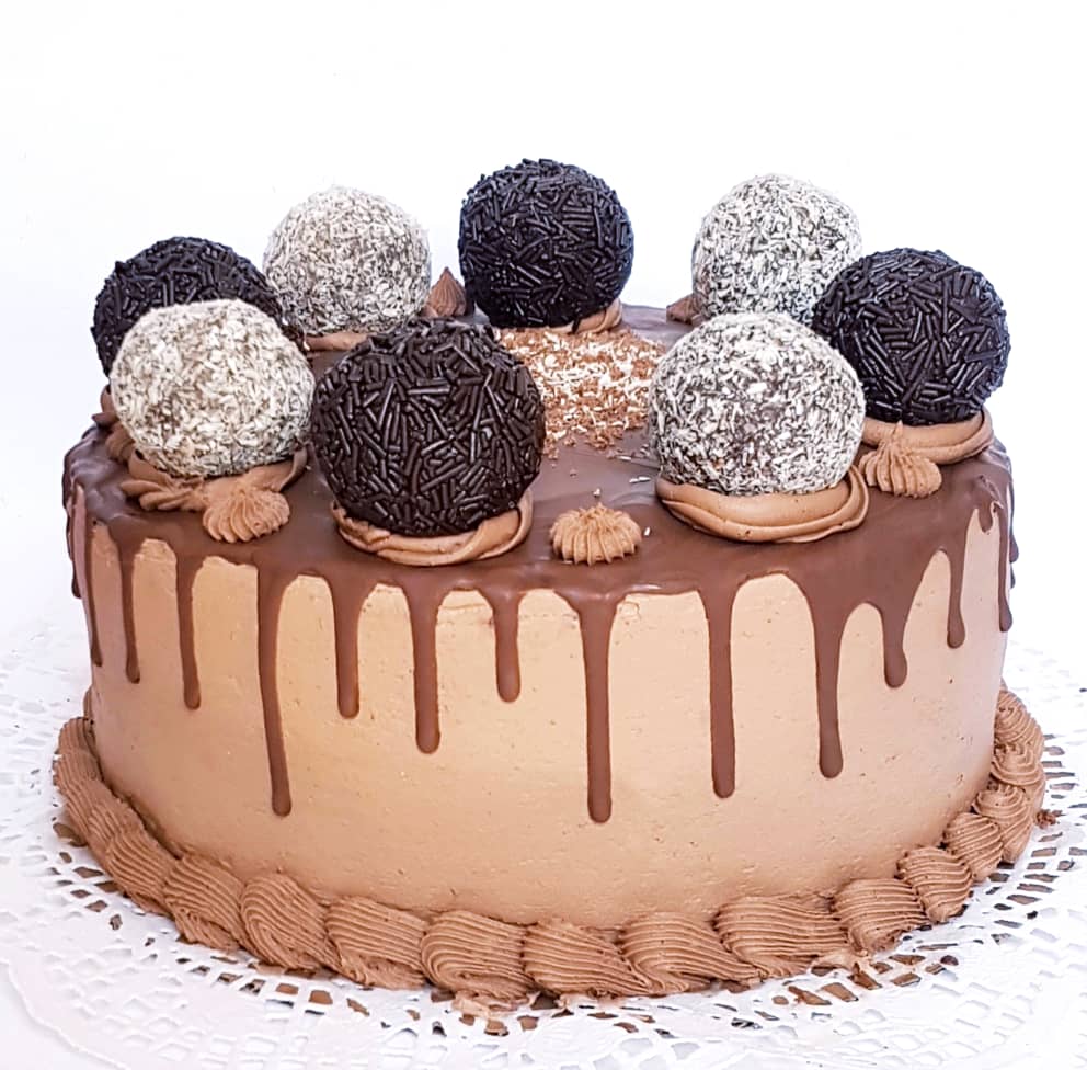 Cake de Chocolate Bombón con Trufas